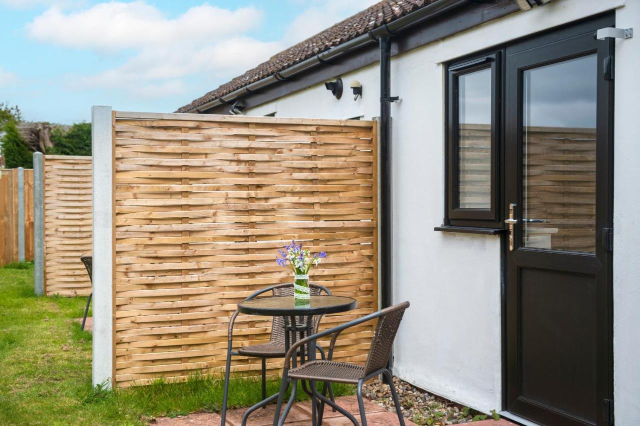 Number 5 - Lytton Tree Lodge, Reydon, Southwold Exterior foto